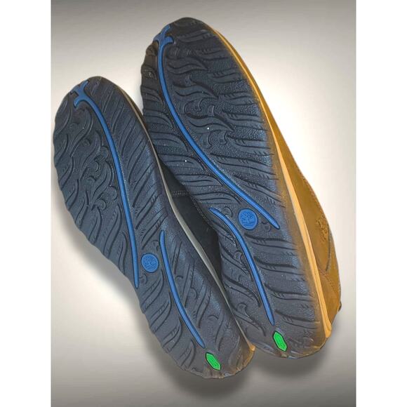 Wmn's TIMBERLAND Hiking Shoes, Waterproof Low Top Brown and Blue Great Condition - Picture 8 of 13